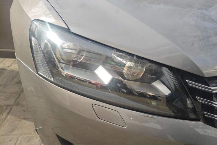 Used Volkswagen Passat 2013 1.8TSI DSG Prestige Edition
