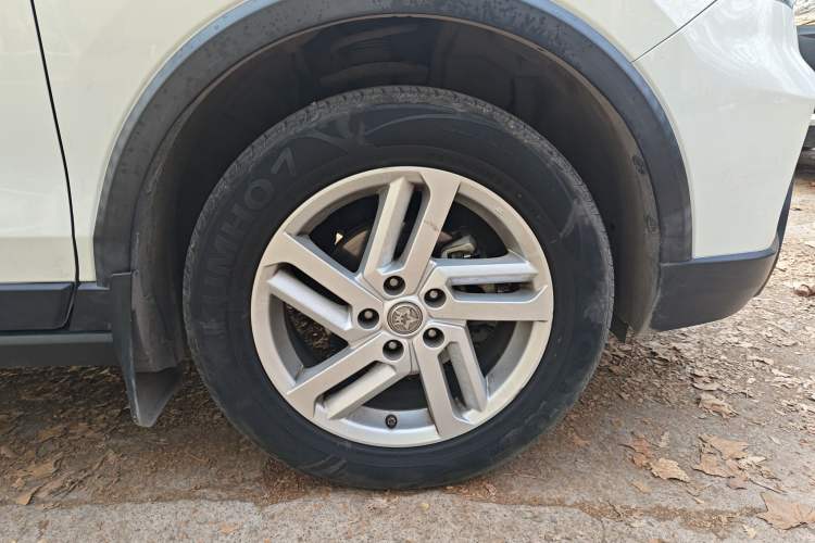 Used Venucia T60 2020 1.6L Manual Smart Vision Version China VI Standard
