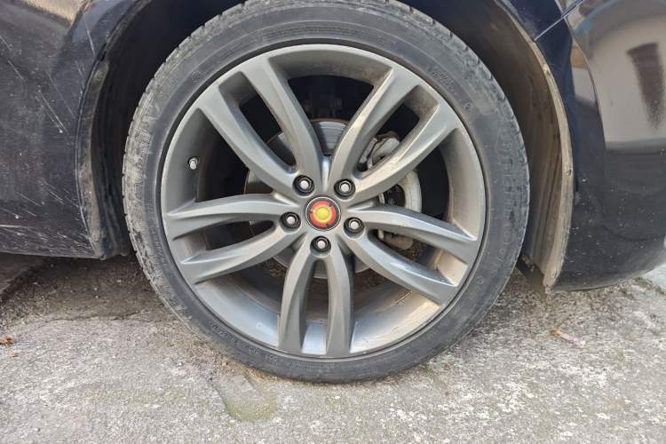 Used Hongqi H5 2018 30TD Smart Connect Dynamic Edition Right Front Wheel Hub
