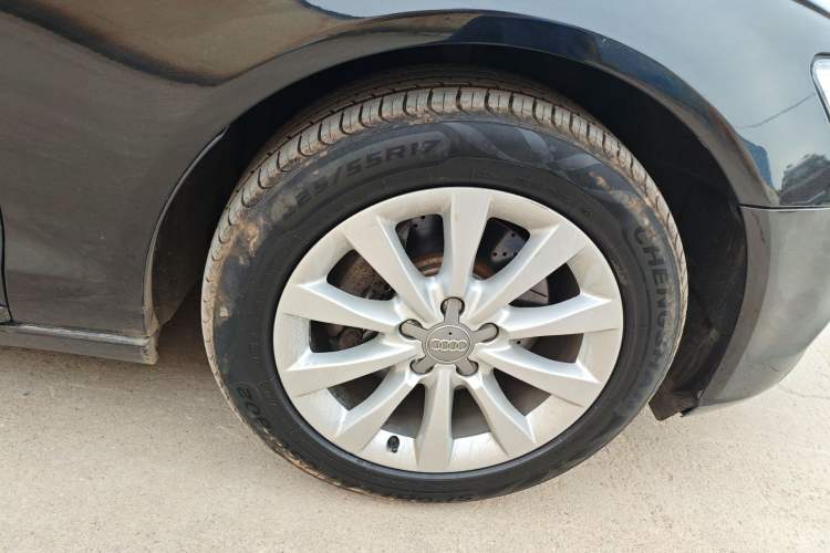 Used Audi A6L 2012 30 FSI Comfort Model
