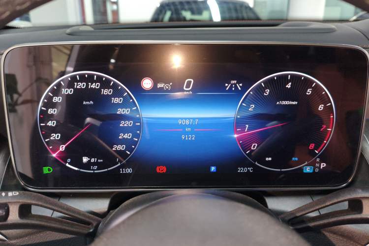 Used Mercedes-Benz GLC 2023 GLC 260 L 4MATIC Luxury 7-Seater Instrument Cluster