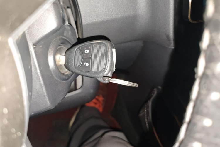 Used Jeep Compass 2013 2.0L two-wheel drive luxury version
