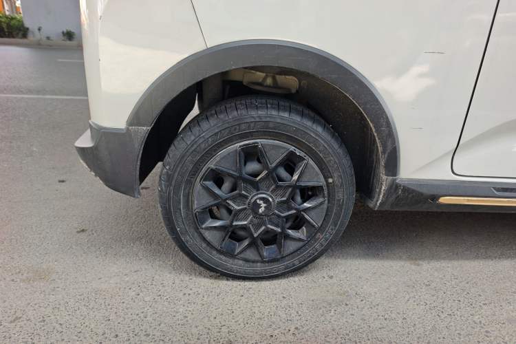 Used Wuling Hongguang MINIEV 2022 GAMEBOY 200km Gaming Edition with Lithium Iron Phosphate Right Rear Wheel Hub