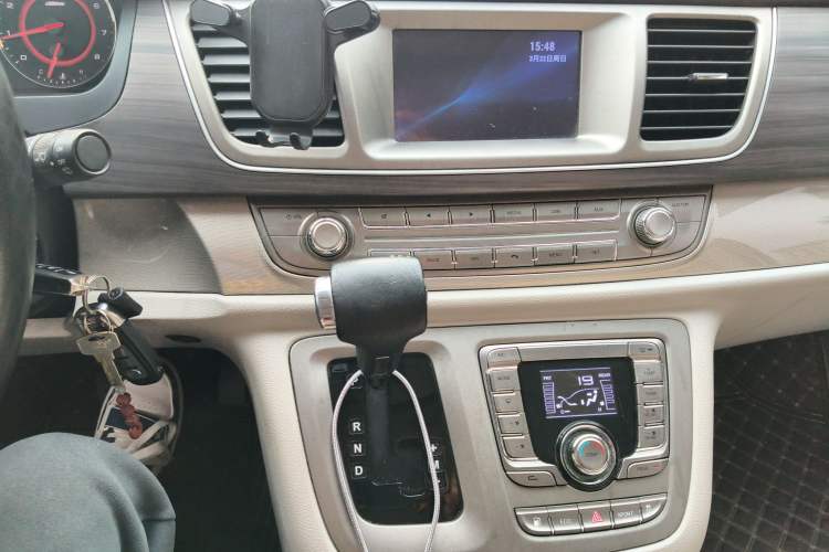 Used SAIC MAXUS G10 2019 Facelift PLUS 2.0T Automatic Elite Edition China VI