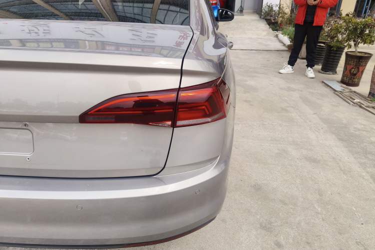 Used Volkswagen Bora 2019 Revised Version 1.5L Automatic Fashionable Style China VI