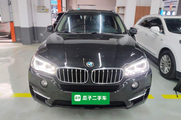 Used BMW X5 2018 xDrive28i Front