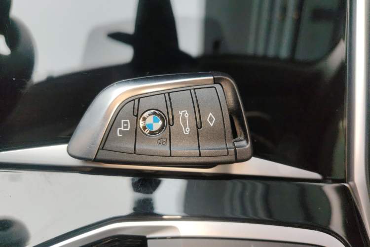 Used BMW i3 2022 eDrive 35 L Vehicle Key