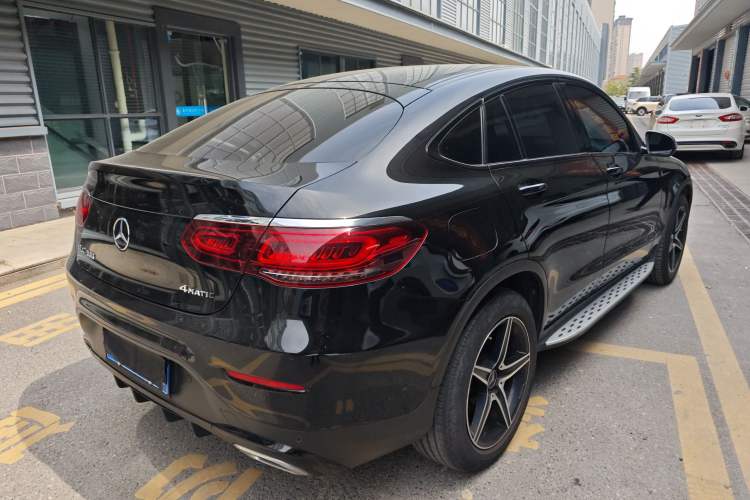 Used Mercedes-Benz GLC Coupe 2020 GLC 260 4MATIC Coupe SUV Rear Right 45 Deg