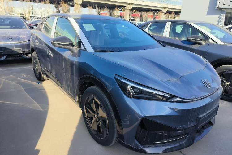 Used Volkswagen ID.UNYX 2025 Pure Model