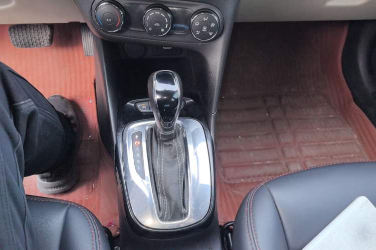 Used Buick Excelle 2020 15N CVT Elite Edition Gear Lever