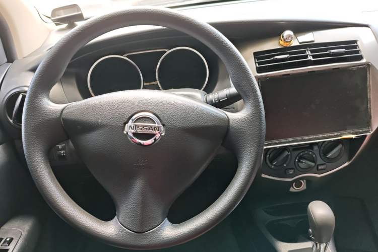 Used Nissan Livina 2013 1.6XE CVT Comfort Edition
