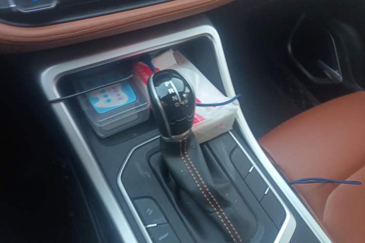 Used Geely Auto Vision X6 2020 1.4T CVT Luxury Edition Gear Lever