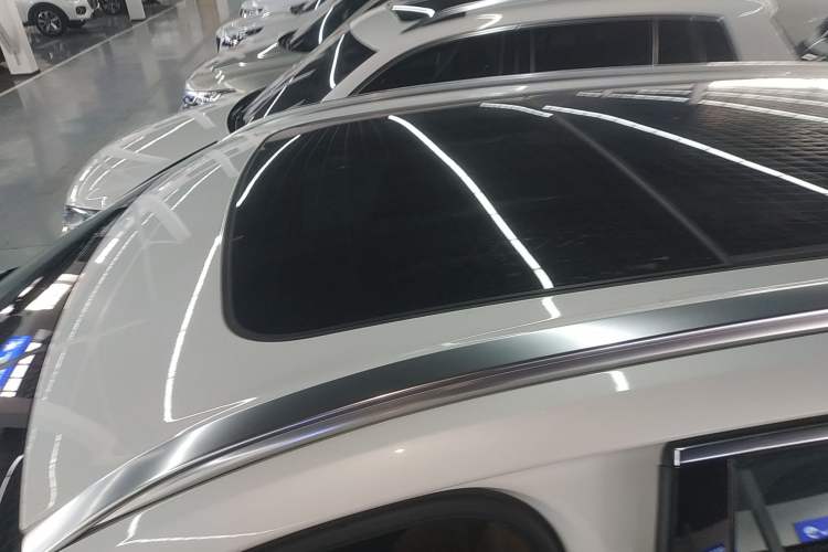 Used Volvo XC60 2025 B5 Four-Wheel Drive Smart & Advanced Luxury Edition
