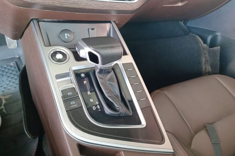 Used FORTHING Joyear X5 2017 Jingxiang Series 1.5T CVT Luxury Model
