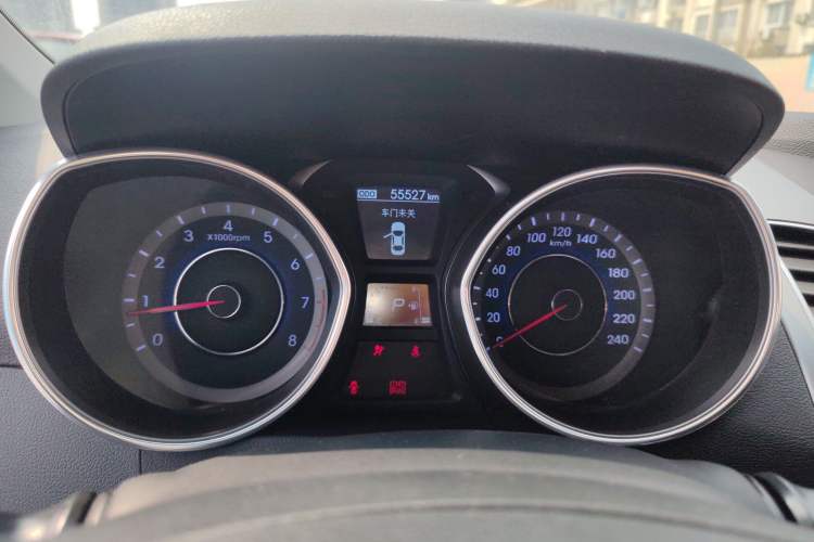 Used Hyundai Elantra (5th Generation / Langdong) 2016 1.6L Automatic Prestige Model
