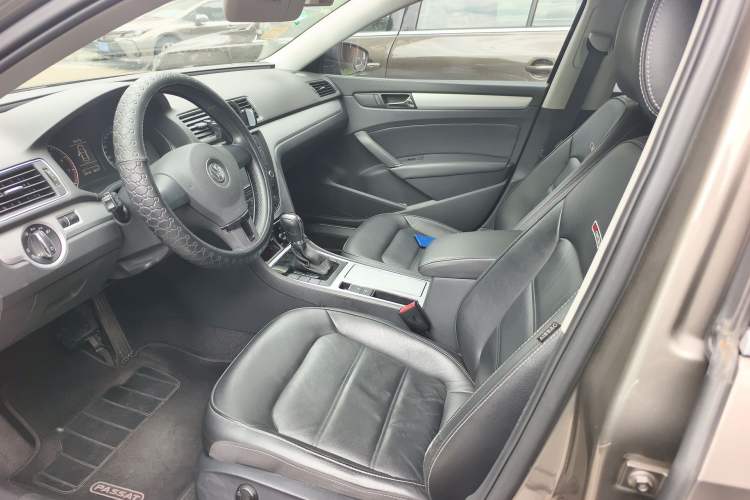 Used Volkswagen Passat 2014 1.8TSI DSG 30th Anniversary Edition