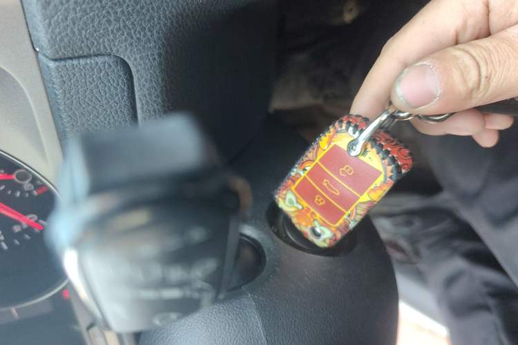 Used Volkswagen Golf 2015 1.6L Automatic Fashion Model Vehicle Key