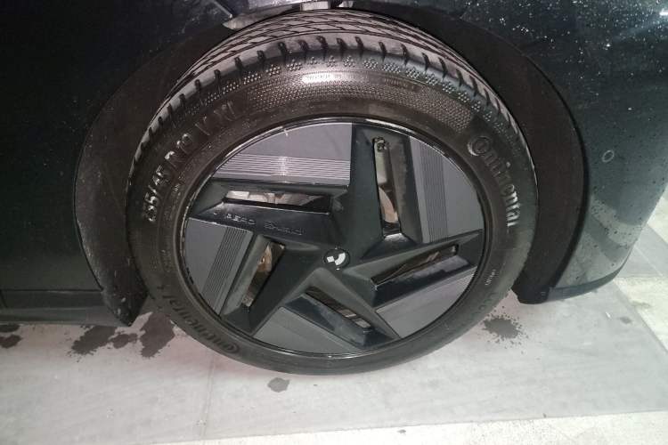 Used Jiyue 07 2024 Long-Range Version Right Front Wheel Hub