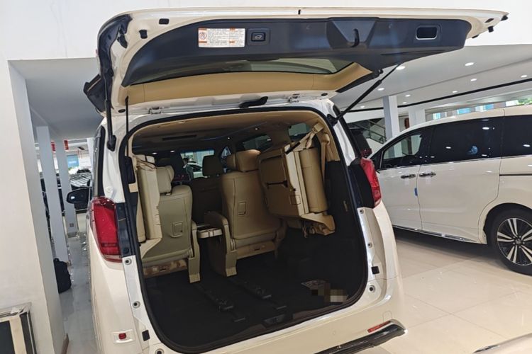 Used Toyota Alphard 2020 Dual-Engine 2.5L Luxury Edition
