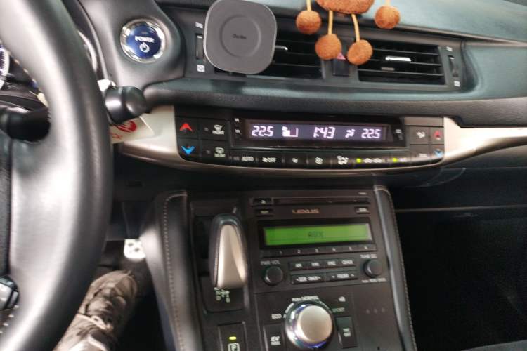 Used Lexus CT 2014 CT200h Elite Edition Monochrome Audio And AC Panel