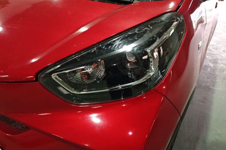 Used Chery Little Ant 2021 200 000 Yuan "Ant Fan" Edition Energized Version NMC Lithium Battery 301 km Left Front Headlight