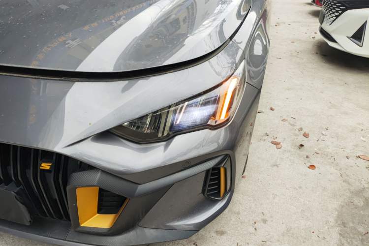 Used GAC Trumpchi EMPOW 2021 270T DCT J15 Version Left Front Headlight