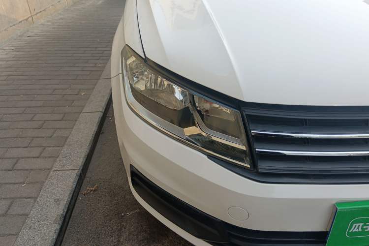 Used Volkswagen Santana 2021 1.5L Manual Fashion Edition Right Front Headlight