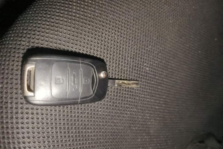 Used Wuling Hongguang MINIEV 2020 Enjoyment Model Lithium Iron Phosphate Vehicle Key