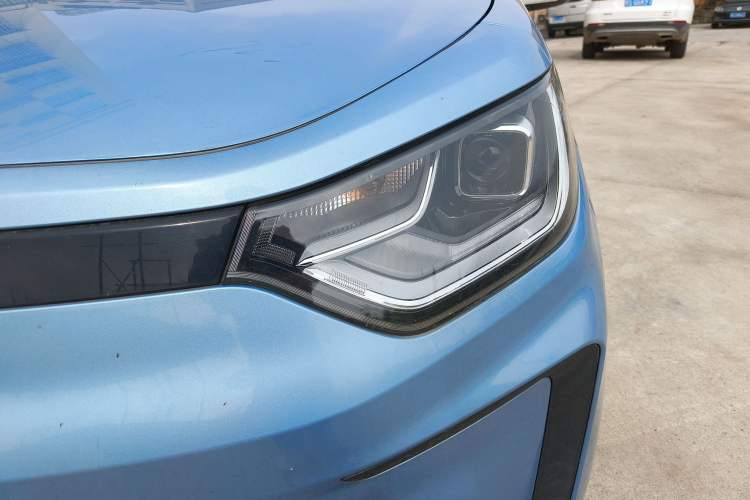 Used SOL E10X 2021 302 km Range Fashion Edition 31.4 kWh