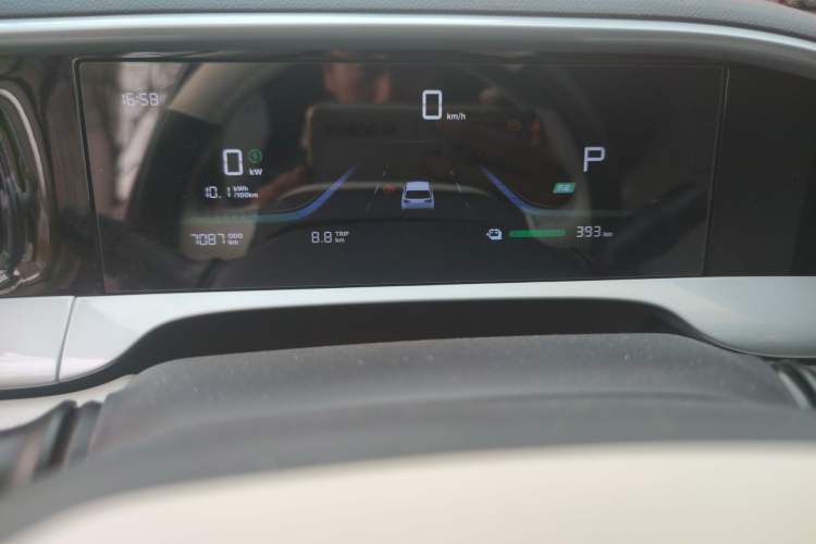 Used Geely Galaxy Geome 2025 UP 410km Exploration Edition
