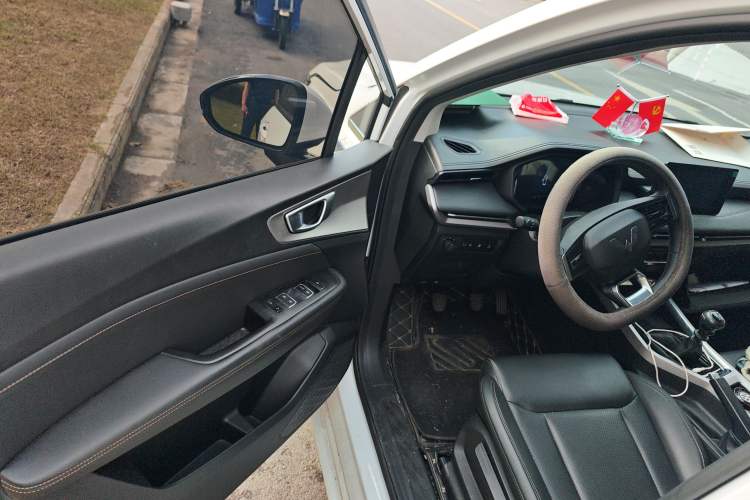 Used Wuling Jiachen 2022 1.5L Manual Comfort Edition