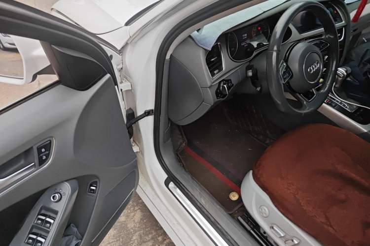 Used Audi A4L 2013 35 TFSI Automatic Standard Model
