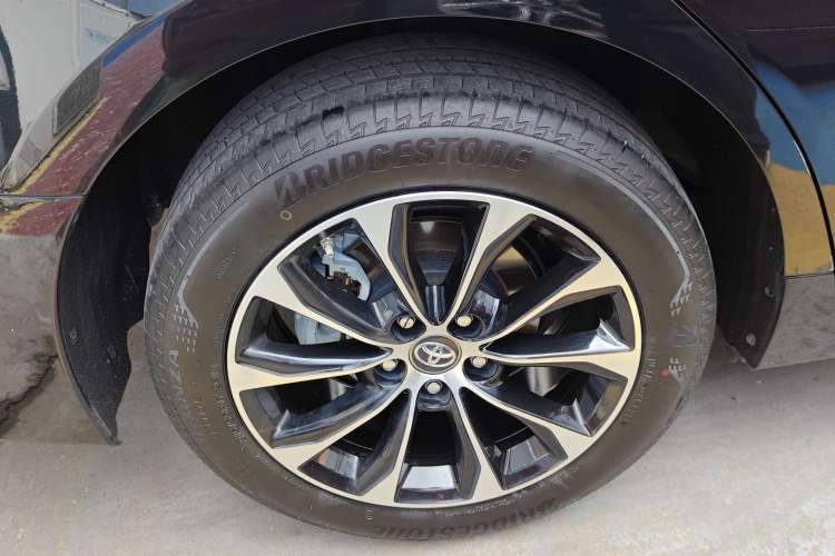 Used Toyota Avalon 2023 2.0L Luxury Edition