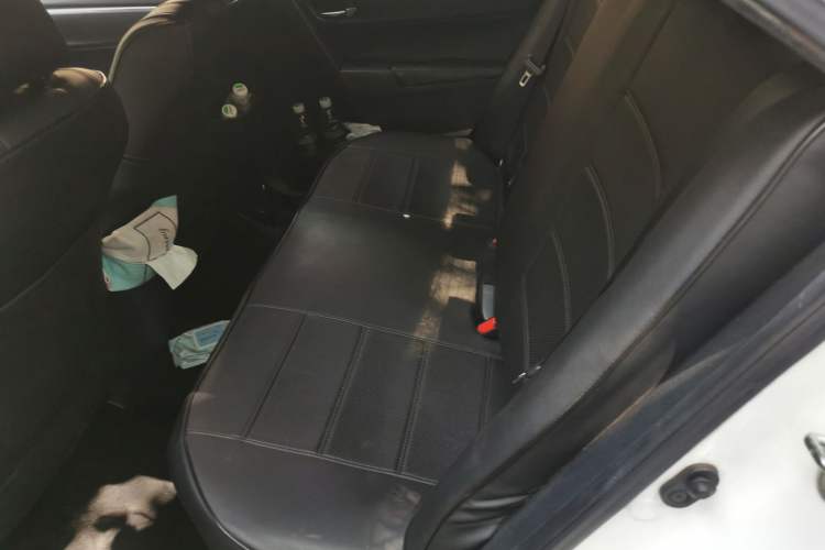 Used Toyota Corolla 2016 Dual-Engine 1.8L E-CVT Leading Edition
