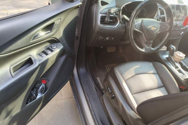 Used Chevrolet Equinox 2017 535T Automatic YuJie Edition