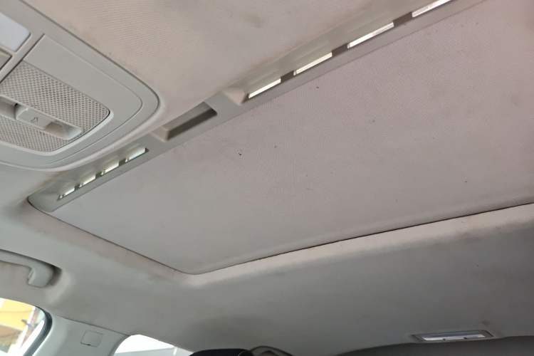 Used MG 6 2017 20T Automatic Luxury Smart Connect Version China V Standard Headliner