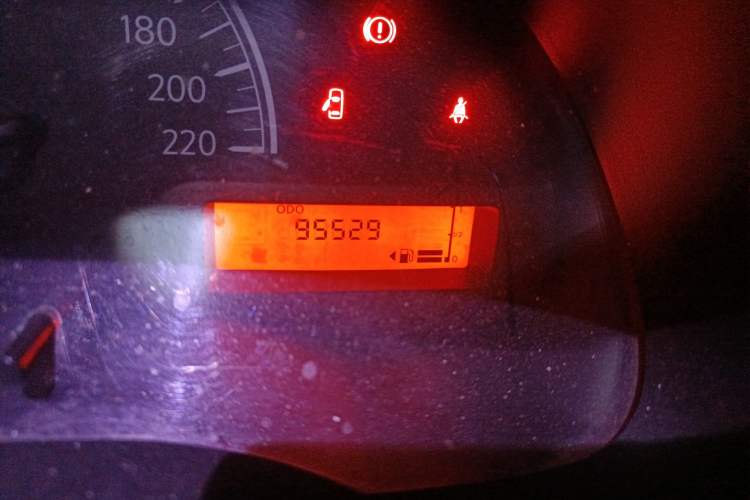 Used Nissan Sunny 2014 1.5XE Manual Comfort Edition