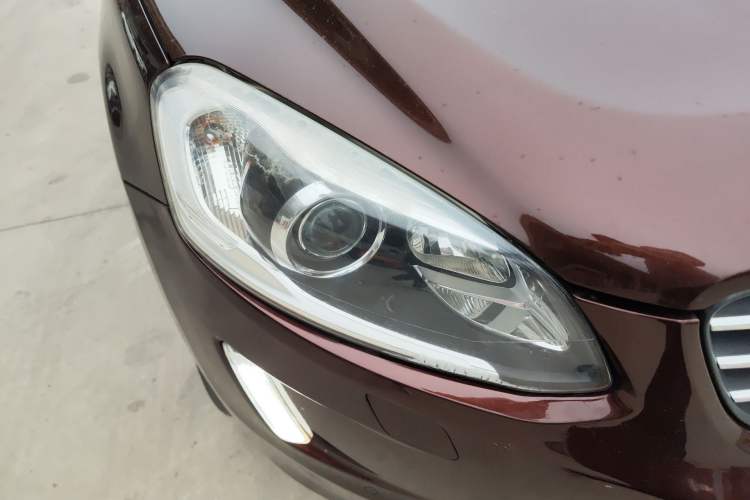 Used Volvo XC60 2014 T6 Zhiyi Edition Right Front Headlight
