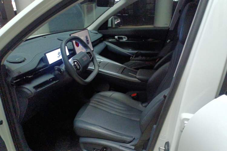 Used Geely Galaxy E5 2024 530km Long-Range Version Left Front Seat