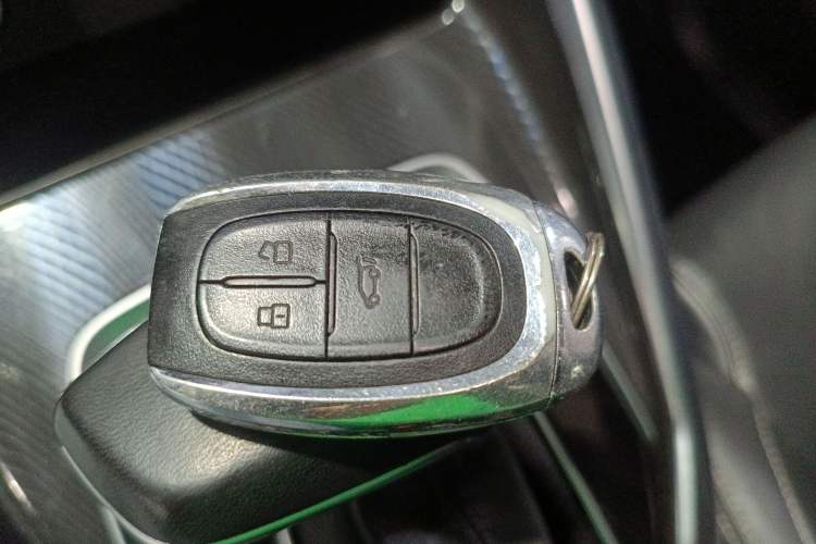 Used SAIC MAXUS G50 2019 1.5T Automatic Luxury Edition China V Standard
