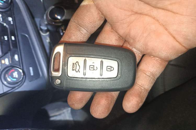 Used Kia K5 2012 2.0L Automatic DLX
