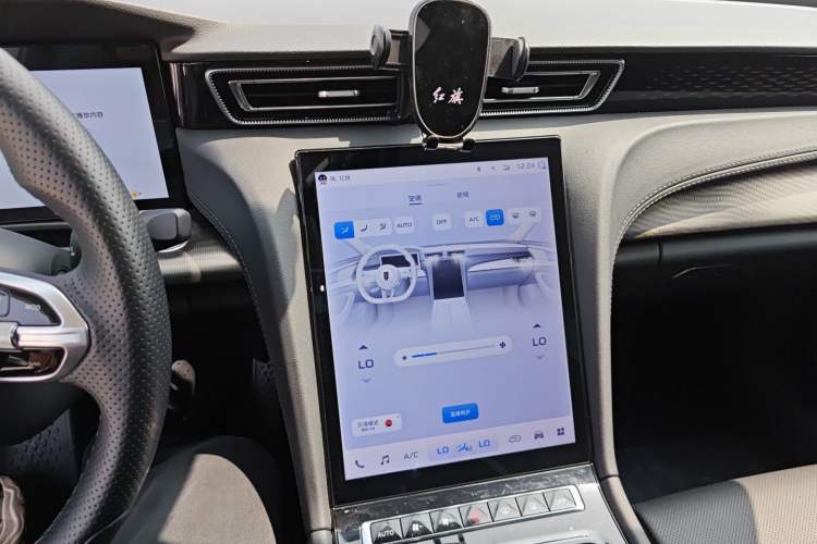 Used Hongqi H6 2024 2.0T ZhiMei Edition
