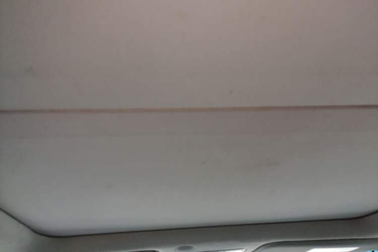 Used Hyundai Mistra 2016 1.8L Automatic Smart GLS Headliner