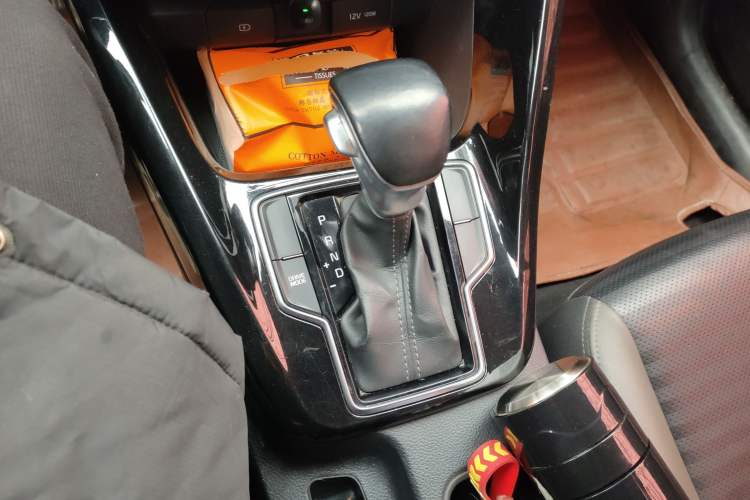 Used Kia Sportage R 2018 2.0L Automatic Smart Luxury Version China V Standard
