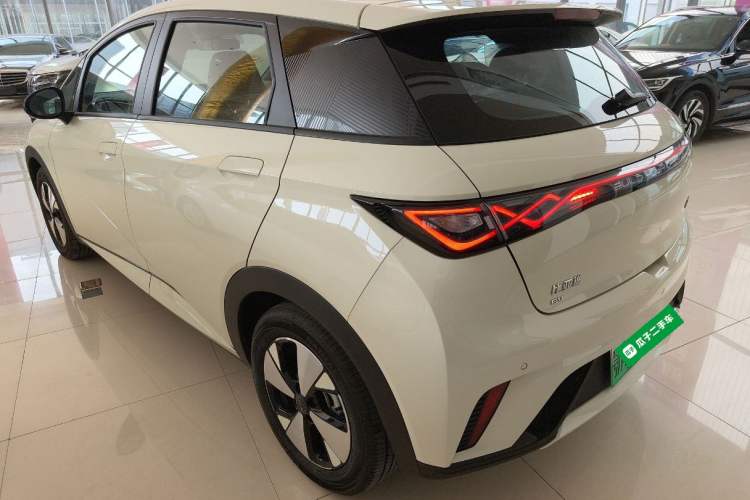 Used BYD Dolphin 2023 420 km Fashion Edition