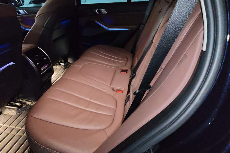 Used BMW X5 2020 xDrive40i Luxury Model with M Sport Package
