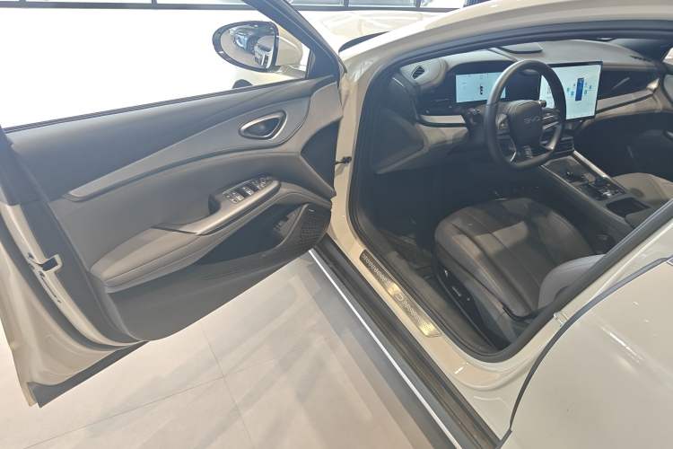 Used BYD Seal 07 DM-i 2025 Intelligent Driving Version DM-i 1.5L 125 km Prestige Edition