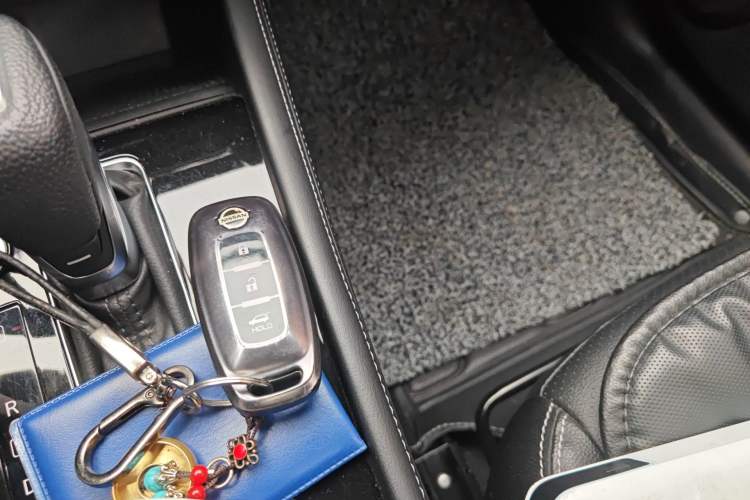 Used Nissan Kicks 2023 Jingqing Edition 1.5L Unleash Pure "Jing" – The Luxurious Version Vehicle Key