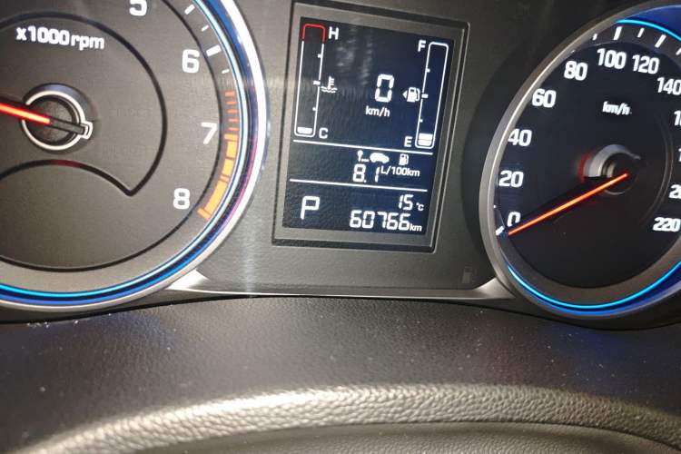 Used Hyundai ix25 2017 1.6L Automatic Smart Version Odometer Close Up