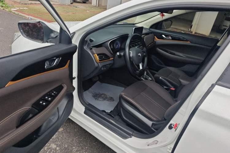 Used CHANGAN Eado DT 2018 1.6L Automatic Enjoyment Model Driver Seat